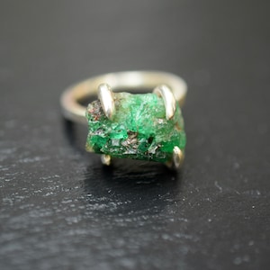 Raw Emerald Ring