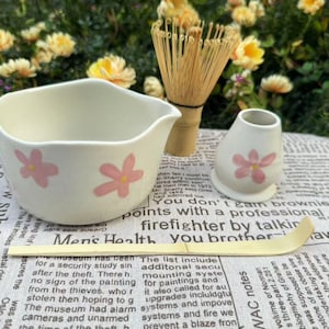 Simple flower matcha bowl, Handmade customized personalized matcha bowl, Matcha bowl set, 500ml matcha bowl, Christmas customized gift