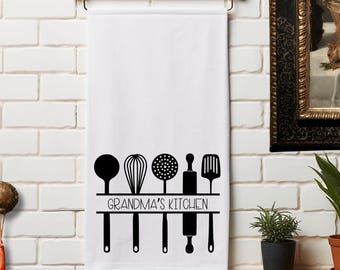 Personalized Grandma’s Kitchen Towel, Custom Name Hand Towel, Farmhouse Kitchen Decor, Flour Sack Dish Towel, Gift for Grandma, Baking Gift