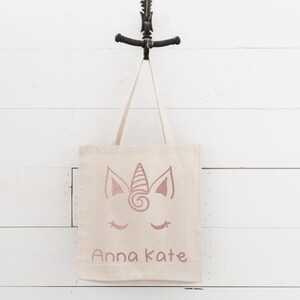 Personalisierte Einhorn Tragetasche, Einhorn Geschenktasche für kleines Mädchen, benutzerdefinierte Name Einkaufstasche, Geburtstagsgeschenk für Mädchen, Geschenk Einhorn-Liebhaber