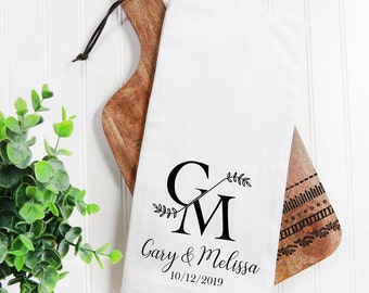 Personalized Tea Towel Gift for Newlyweds, New Couple Gift, Custom Last Name Kitchen Towel, Anniversary Gift, Wedding Gift, Housewarming