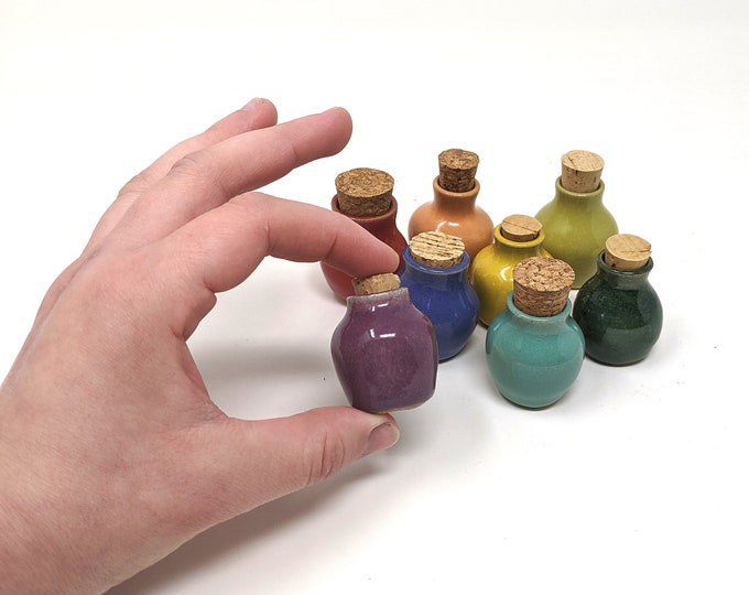 Ceramic Fairy Pot, Miniature Bottle, Mommy Bud Vase