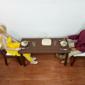 1/6 Scale Dining Table