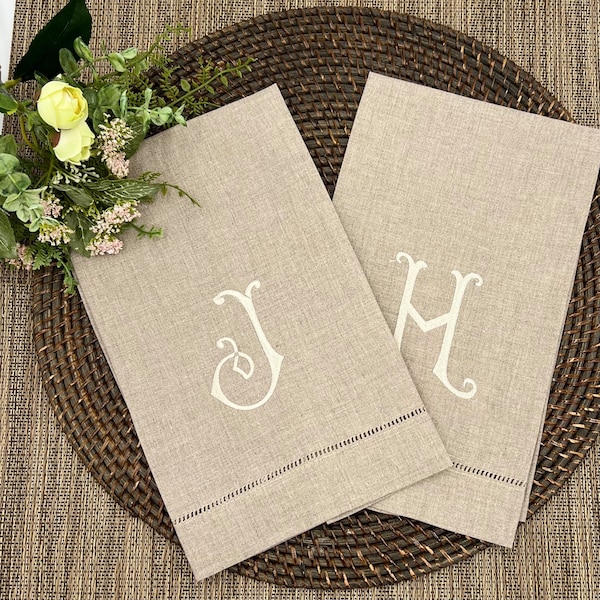 Monogram Chic Natural Linen Tea Towel, Wedding Gift, Personalized Linen Tea Towel, House Warming Gift, Christmas Gift, Holiday Gift