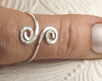 Thumb Ring, bypass ring, Hammered Swirl ring, Sterling Silver ring,  Midi Ring