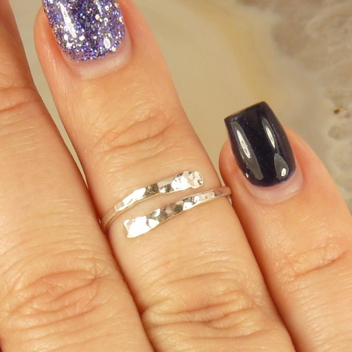 Bague midi en argent sterling martelé, anneau auriculaire réglable