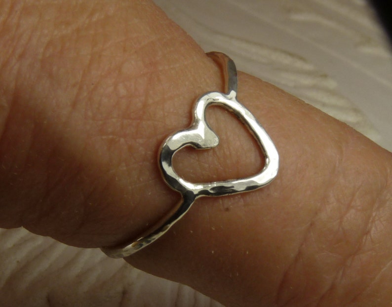 silver Boho ring Sterling Silver ring,Heart Ring minimal Ring,Hammered