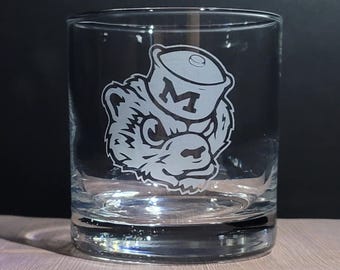 University of Michigan Wolverbear Design - Wolverines, Etched Glass College Gift - Sandblasted, Dishwasher Safe, Permanent Design