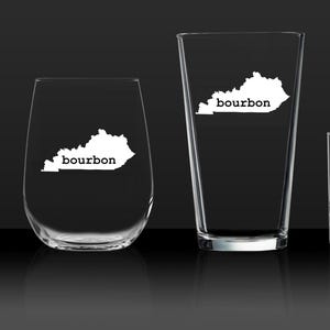 Kentucky Map Outline, dauerhaft sandgestrahlt, Glasgeschenk für Bourbon, Scotch, Whisky - Ihre Wahl an Glaswaren, spülmaschinenfest