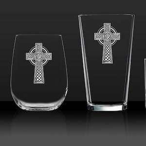 Etched Celtic Cross Glass: Glencairn Whiskey, Bourbon, Scotch