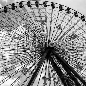 Texas Star | Riesenrad von Texas, Jahrmarkt | Zugstopp | Fotografie | Dallas Wandkunst | Texas Schwarz Weiß Druck