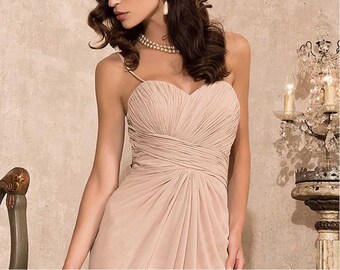 long chiffon ruched detail prom / bridal dress