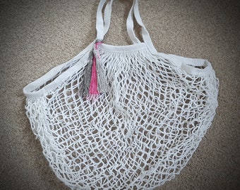 White knitted fishnet beach bag