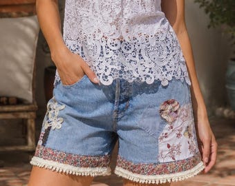 パンツ Lace shorts upcycled Handmade Reworked up Cycled Lace Trim Jean Shorts Denim Boho