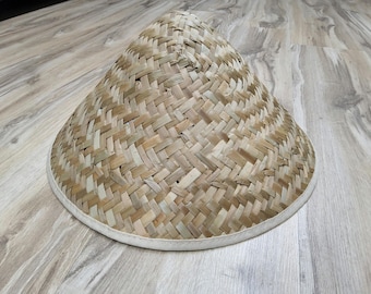 Unisex Adult Lightweight Asian Vietnamese Japanese Oriental Oceania Style Straw Bamboo Sun Hat Farmer Shade Cap Costume Accessory
