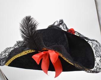 Costume Frite vendu entre 40 à 50 euros - AU FOU RIRE Paris 9