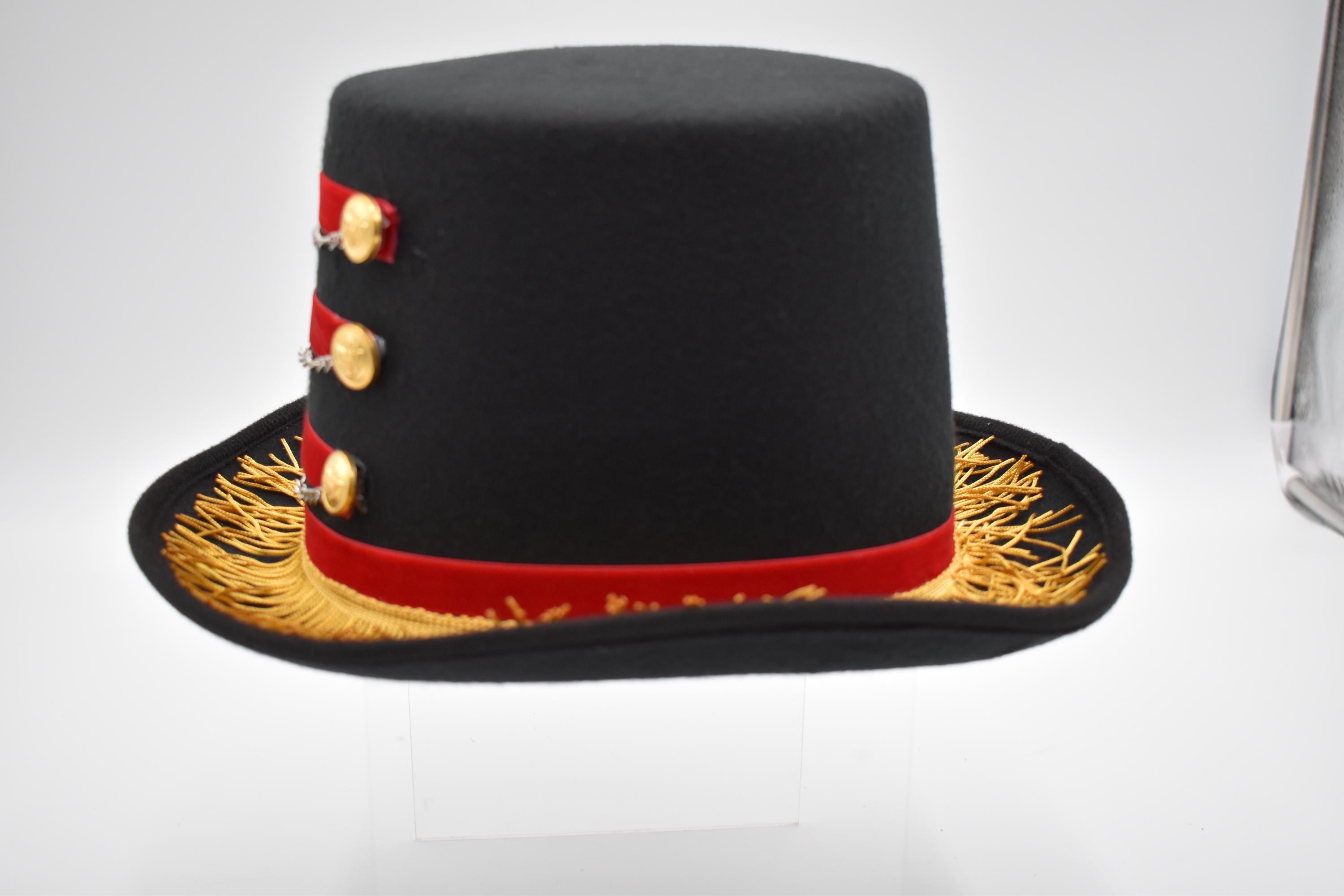 Adult Deluxe Red & Black Ringmaster Top Hat Coachman Circus Carnival ...