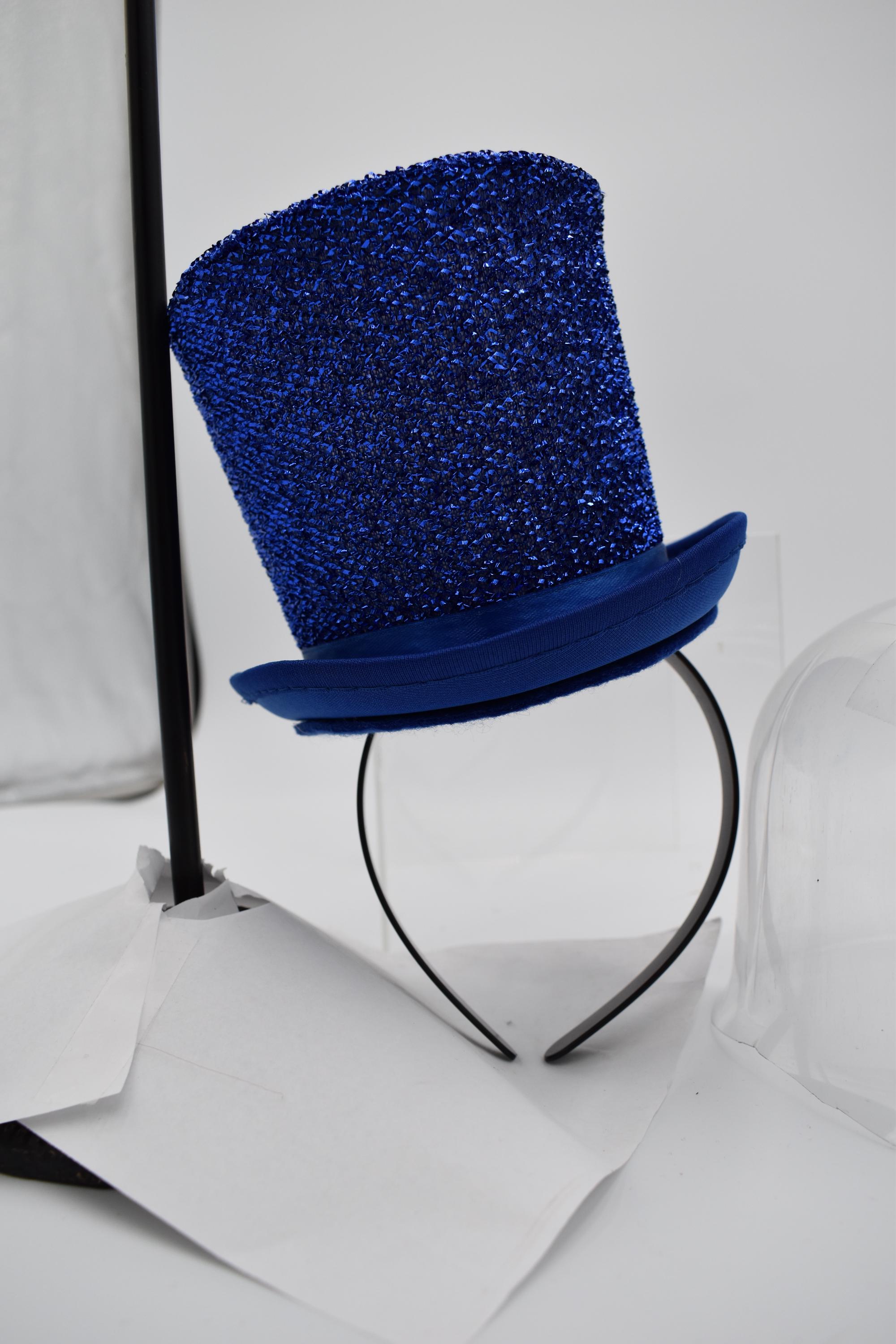 Cheap glitter top hats hotsell