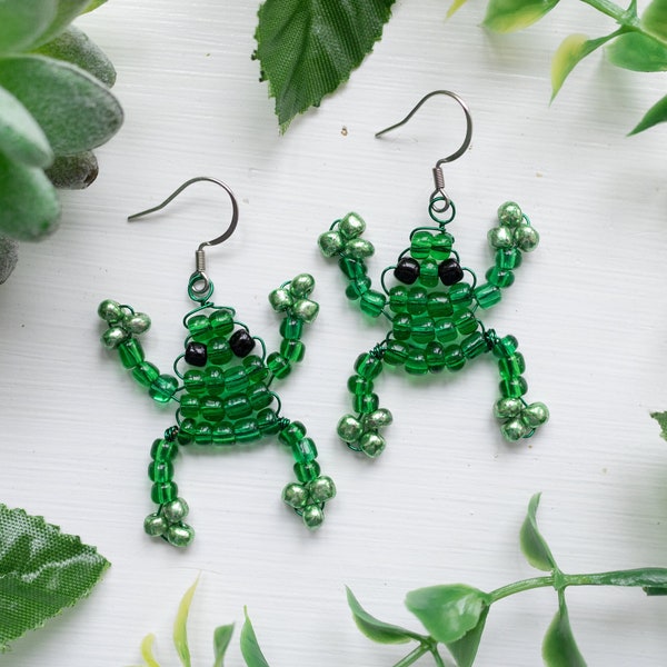 Beaded Frog Earrings / Green Seed Bead Bendable Frog / 90s Nostalgia Y2k Funky Handmade Earrings