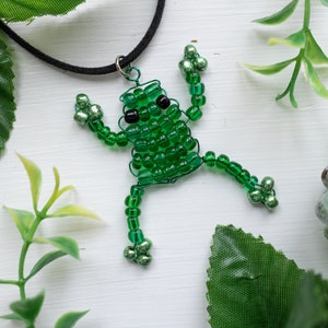 Pärlhalsband med groda / Y2k 90-talsnostalgi Handgjord groda / Gröna reptilfröpärlor Böjbara