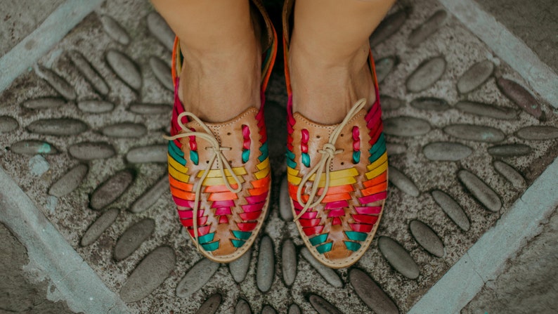 mexican sandals Colorful huaraches Mexican style huaraches Mexican huarache handmade huaraches comfortable huaraches sandals