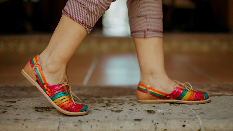 mexican sandals Colorful huaraches Mexican style huaraches Mexican huarache handmade huaraches comfortable huaraches sandals