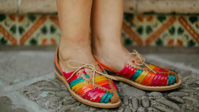 mexican sandals Colorful huaraches Mexican style huaraches Mexican huarache handmade huaraches comfortable huaraches sandals