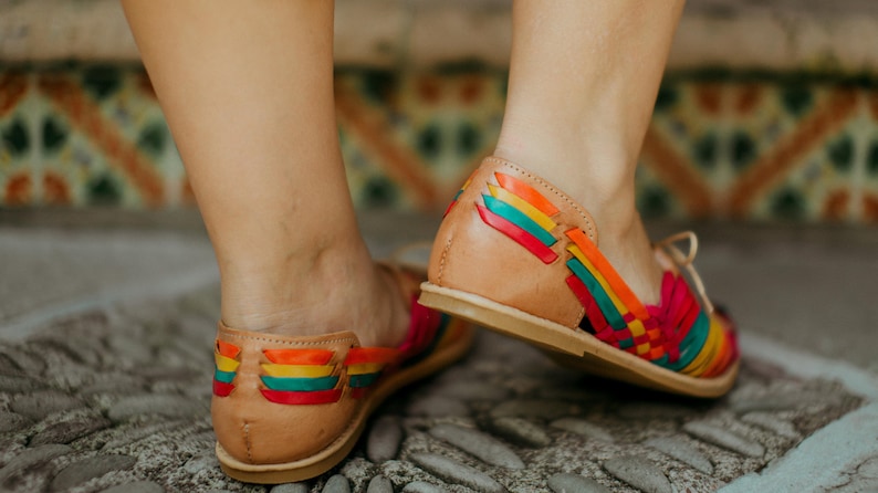 mexican sandals Colorful huaraches Mexican style huaraches Mexican huarache handmade huaraches comfortable huaraches sandals