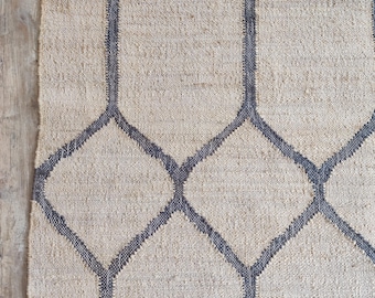 Handwoven Jute Area Rug: Geometric Boho Flatweave - 8x10