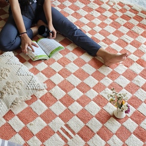 Checkerboard Round Area Rug, Dining Table Rug, Custom Size Rug ...