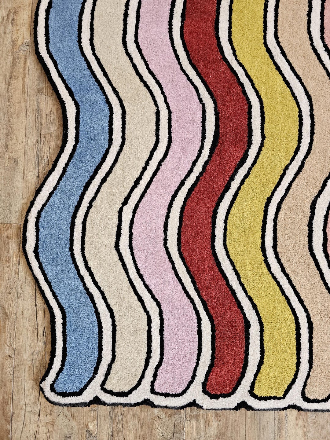 Irregular Shape Hand-tufted Pink and Orange Mix-colour Wool Rug ...