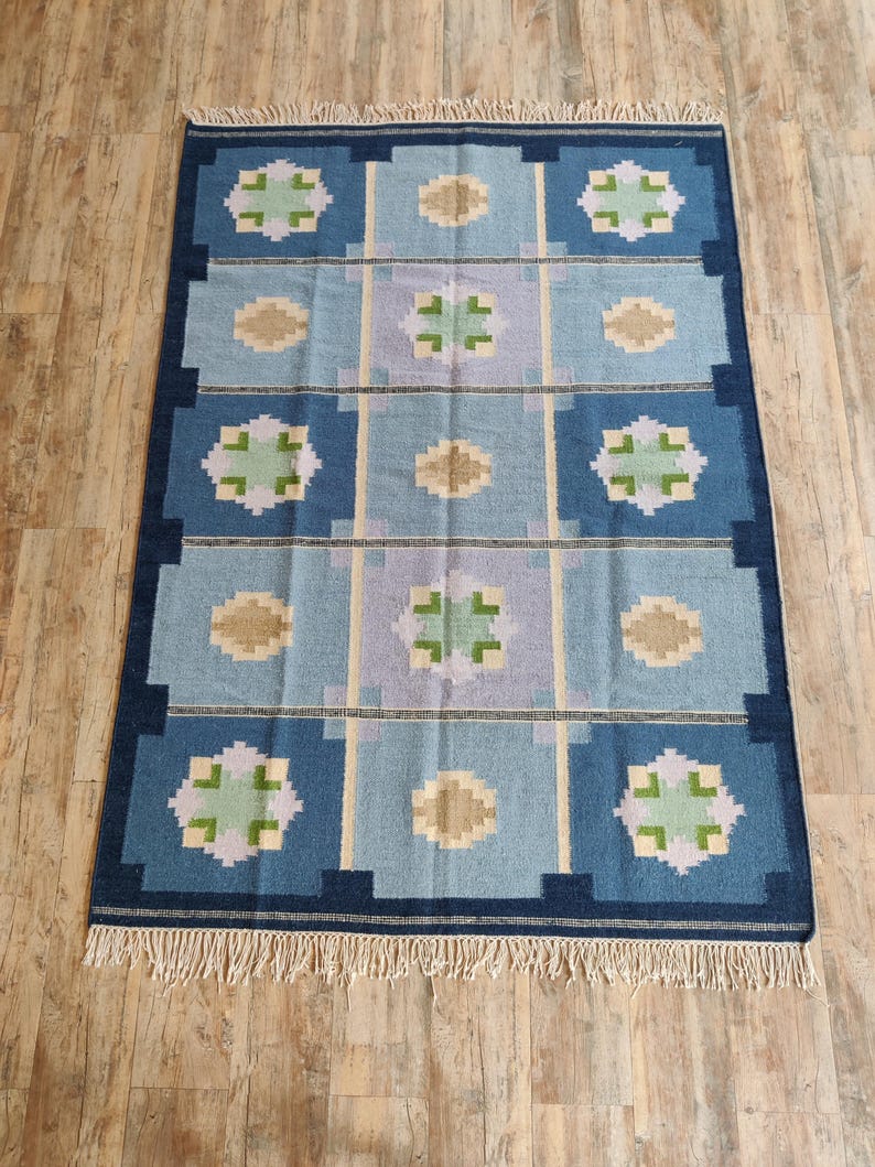 Scandinavian Rug Rollakan Blue Color, Wool Rug 5x8, Floral Kilim Area