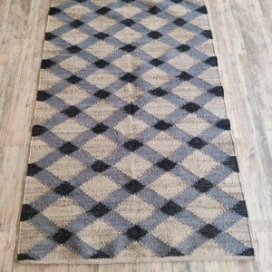 Handwoven Jute Hemp Rug, Black Grey Geometric Diamond Flatweave Carpet, Sustainable Natural Fiber Area Rug for Living Room 5x8, 6X9, 8X10, 
jute hemp rug,

geometric jute rug,

diamond pattern carpet,

natural fiber rug,

handwoven jute rug,

eco friendly rug,

sustainable floor rug,

neutral tone carpet,

boho farmhouse rug,

black grey jute rug,

flatweave area rug,

rustic decor rug