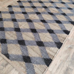 Handwoven Jute Hemp Rug, Black Grey Geometric Diamond Flatweave Carpet, Sustainable Natural Fiber Area Rug for Living Room 5x8, 6X9, 8X10, 
jute hemp rug,

geometric jute rug,

diamond pattern carpet,

natural fiber rug,

handwoven jute rug,

eco friendly rug,

sustainable floor rug,

neutral tone carpet,

boho farmhouse rug,

black grey jute rug,

flatweave area rug,

rustic decor rug