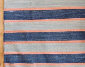Tapis de couloir Kilim réversible à rayures bleues tissé à la main (2,74 x 3,66 m), tapis de couloir moderne à rayures, 100 % coton bleu et blanc, intérieur, tapis de couloir