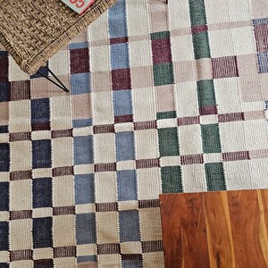 Handwoven Woolen Plaid Rug, Checker Home Decor Custom Area Rug, Bedroom And Living Room Rug, Elegant Checkered Pattern Rug, Wool Rug 8x10