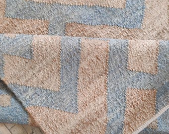 Alfombra de yute natural tejida a mano, alfombra geométrica Blure de yute natural, kilim dhurrie de gran superficie, alfombra de yute y algodón Coastal Living, regalo