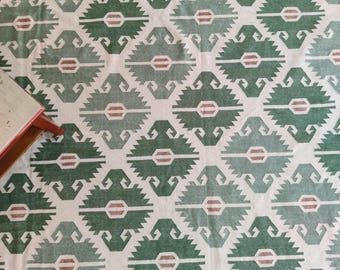 Handwoven Wool Dhurrie Rug: Modern Flatweave, Custom Size