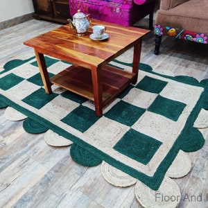 Checkered Green & Natural Jute Braided Scalloped Rug, Home Decor Earthy Area Dhurrie, Bedroom, Hallway And Dining Table Rug