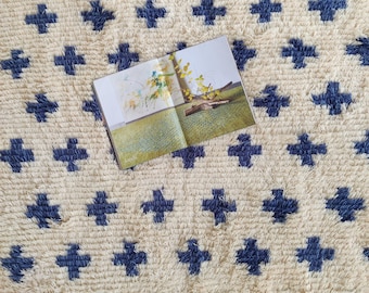 Blue and White Wool Moroccan Rug - 6x9 FT Pet-Friendly Area Rug