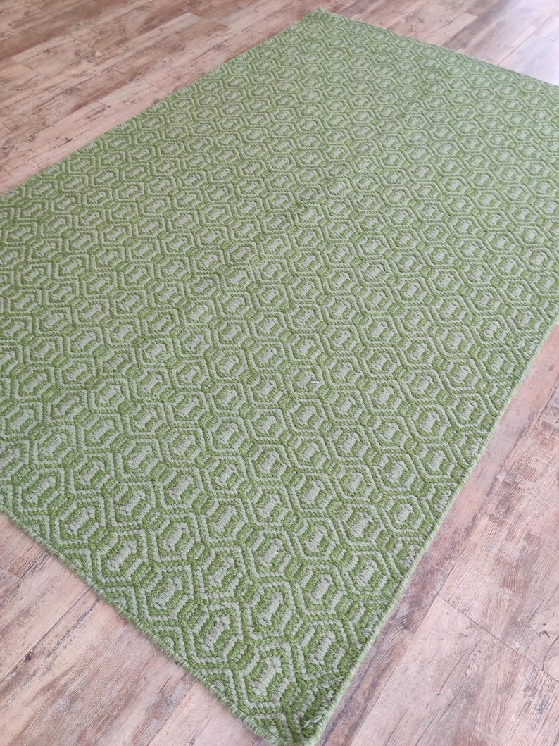Green Swedish Scandinavian Design High-Quality Flatweave Wool Rug for Living Room, Bedroom, 8x10 Rug, Customize in all Size, Handloom Rug, Area Rug, Hallway Rug, Checkered Rug, Geometric Rug, 4x6, 5x8, 6x9, 8x10, 9x12 Ft Rug, Kitchen Rug, Boho Decor Rug, Home Decor Rug, Modern Rug, Premium Rug