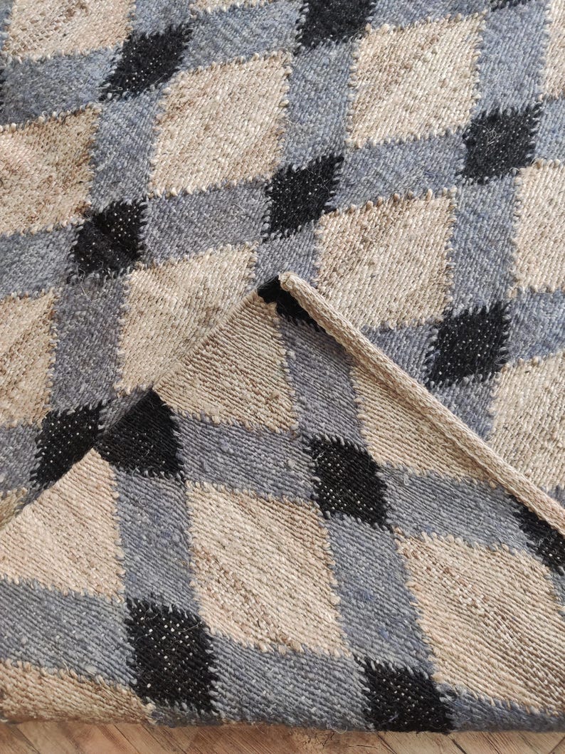 Handwoven Jute Hemp Rug, Black Grey Geometric Diamond Flatweave Carpet, Sustainable Natural Fiber Area Rug for Living Room 5x8, 6X9, 8X10, 
jute hemp rug,

geometric jute rug,

diamond pattern carpet,

natural fiber rug,

handwoven jute rug,

eco friendly rug,

sustainable floor rug,

neutral tone carpet,

boho farmhouse rug,

black grey jute rug,

flatweave area rug,

rustic decor rug