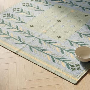Tappeto in lana a trama piatta tessuto a mano: motivo floreale tribale verde pastello e blu Dhurrie, tappeto in lana personalizzato, 4x6, 5x8, 6x9, 8x10, 9x12, tappeti per camera da letto