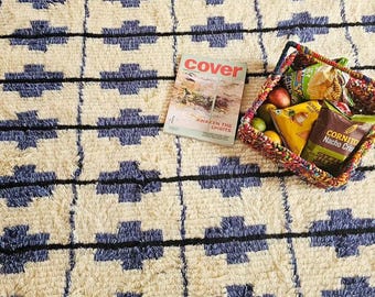 Handmade Wool Moroccan Rug: Pet-Friendly Blue & White Checkered Design