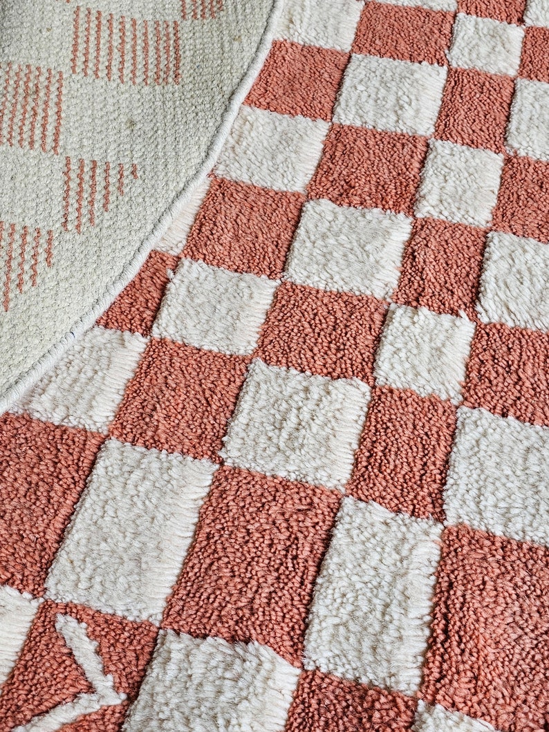 4x4 Ft Checkerboard Round Area Rug, Dining Table Rug, Custom Size Rug