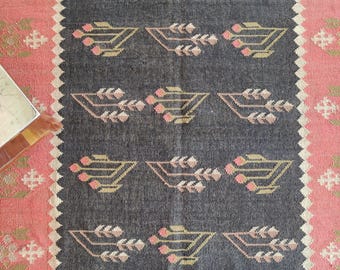 Handwoven Jute Kilim Rug: 6x9 Ft Floral Area Rug