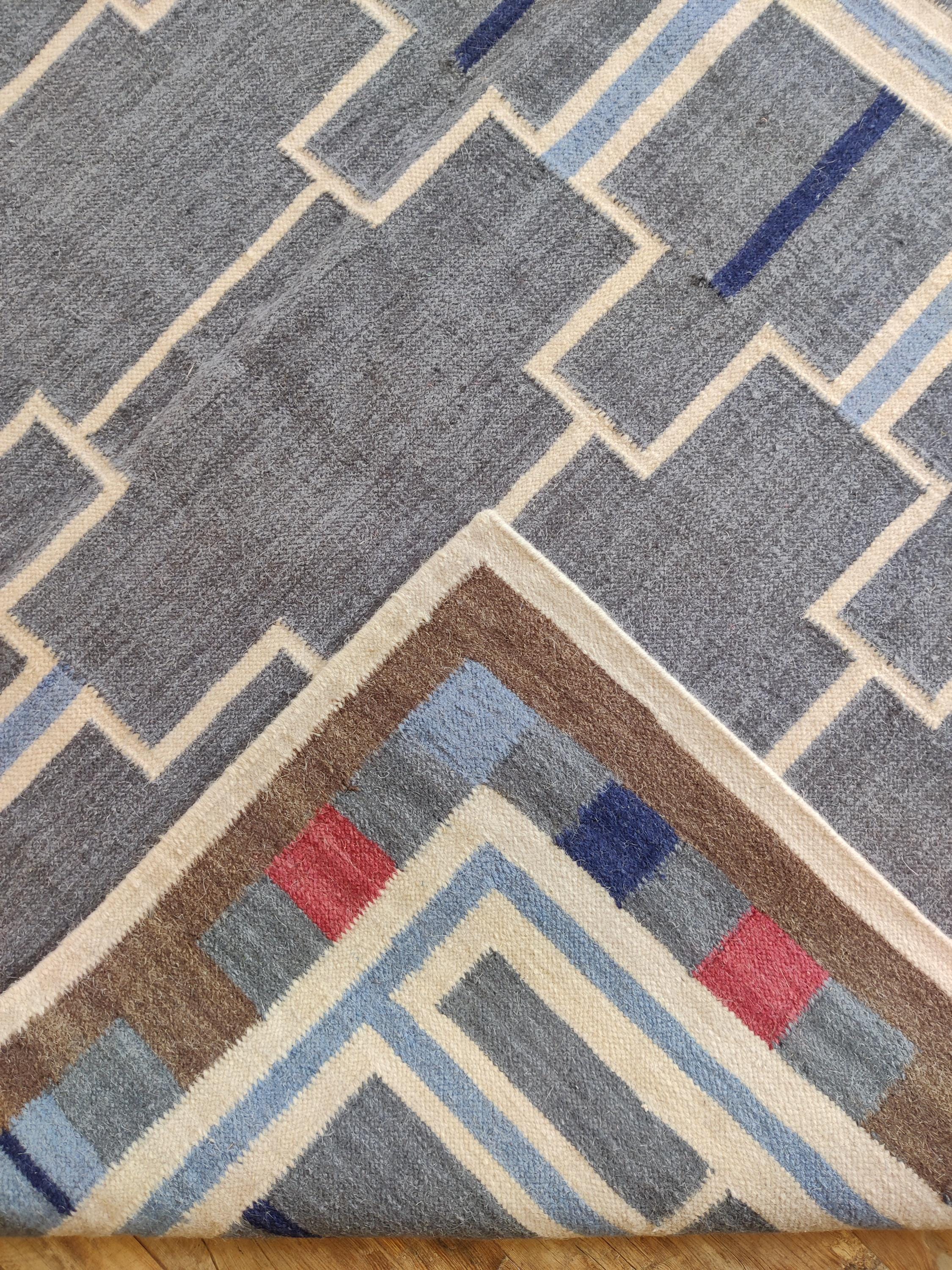 ブルーグレーの幾何学模様のキリムラグ：ヴィンテージのスカンジナビア