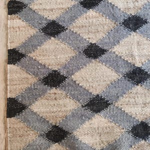 Handwoven Jute Hemp Rug, Black Grey Geometric Diamond Flatweave Carpet, Sustainable Natural Fiber Area Rug for Living Room 5x8, 6X9, 8X10, 
jute hemp rug,

geometric jute rug,

diamond pattern carpet,

natural fiber rug,

handwoven jute rug,

eco friendly rug,

sustainable floor rug,

neutral tone carpet,

boho farmhouse rug,

black grey jute rug,

flatweave area rug,

rustic decor rug