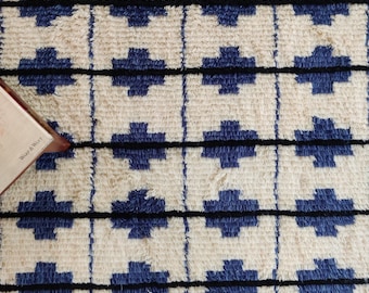 Home Decor Pet-Friendly Wool Moroccan Carpet, Handmade Blue And White Wool Aera Rug, Bedroom And Living Room Rug, Best Gift For Christmas's