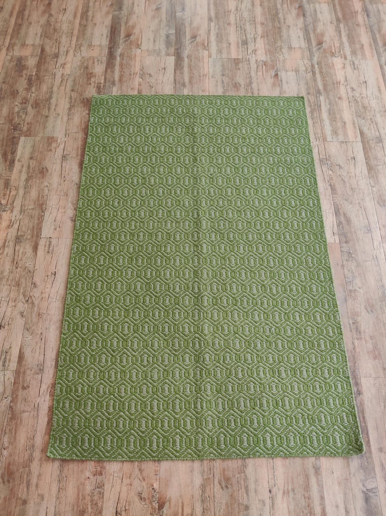 Green Swedish Scandinavian Design High-Quality Flatweave Wool Rug for Living Room, Bedroom, 8x10 Rug, Customize in all Size, Handloom Rug, Area Rug, Hallway Rug, Checkered Rug, Geometric Rug, 4x6, 5x8, 6x9, 8x10, 9x12 Ft Rug, Kitchen Rug, Boho Decor Rug, Home Decor Rug, Modern Rug